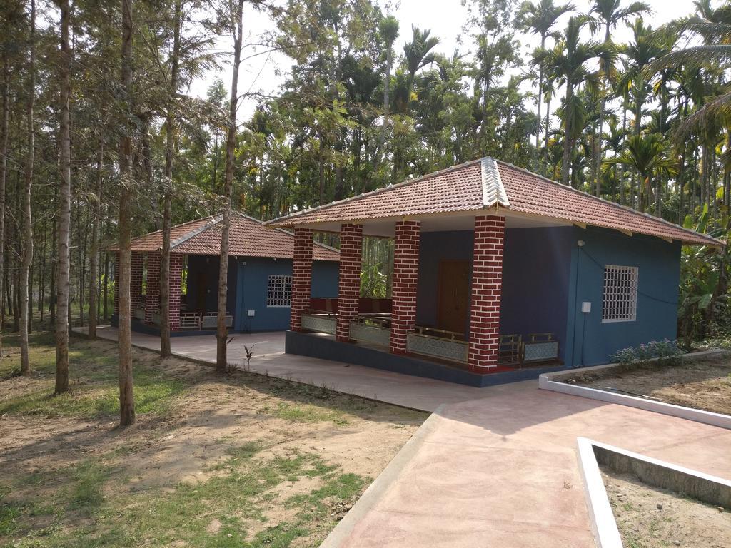The Shades Holiday Homes Kushālnagar Dış mekan fotoğraf
