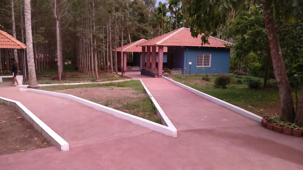 The Shades Holiday Homes Kushālnagar Dış mekan fotoğraf